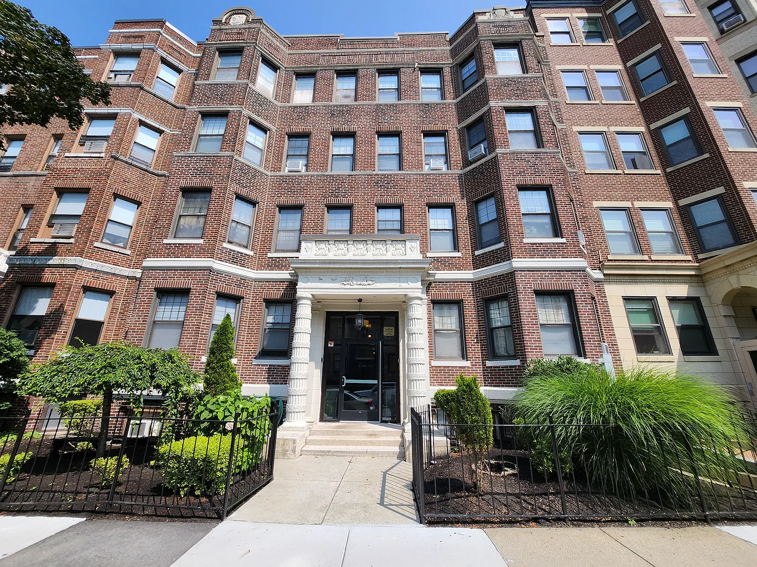 31 Peterborough Street — Photo 3