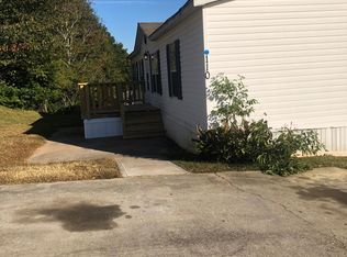 110 Rampart Ln, Fayetteville, GA 30214