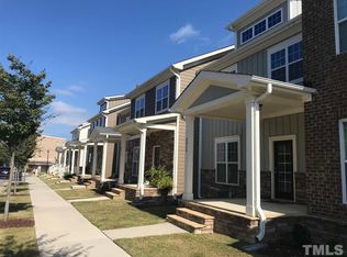 2015 Hayes Ln, Holly Springs, NC 27540