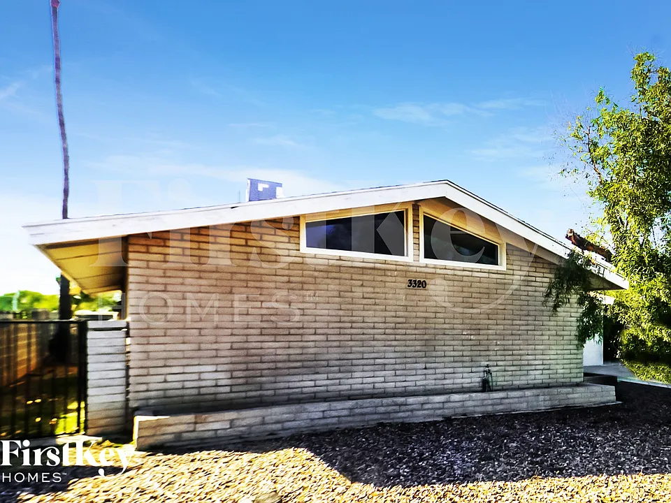 3320 S Margo Dr