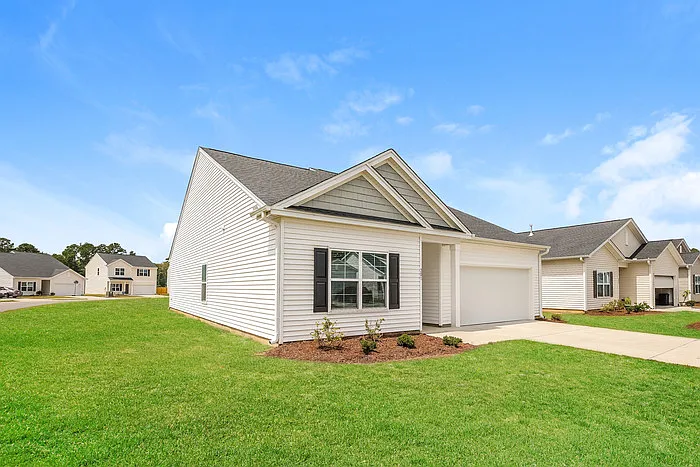 301 Augustine Dr — Photo 3