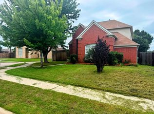 7208 Chateau Dr, Frisco, TX 75035