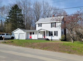 82 4th St, Mexico, ME 04257