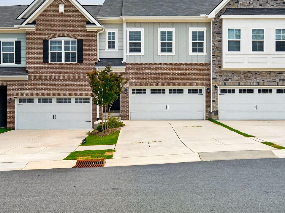 1st image of 1504 Fairbury Ln