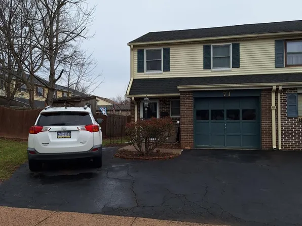 71 Orchard Ct, Royersford, PA 19468