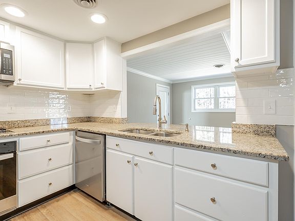 5th image of 58 Old Trion Rd