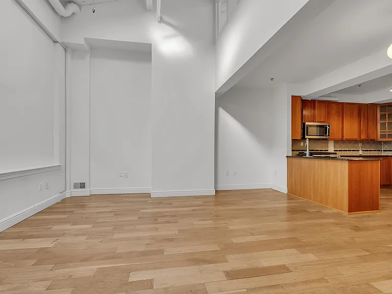 300 Communipaw Ave #211 — Photo 5