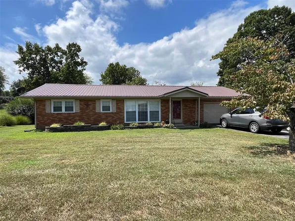 659 Woodland Circle Dr, Scottsville, KY 42164