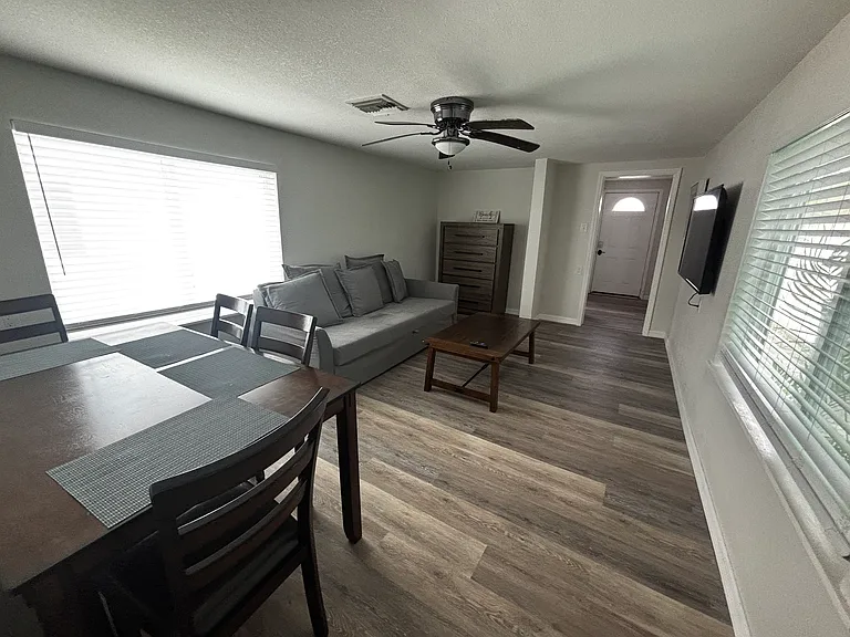128 Beach Ave #A — Photo 12
