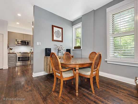 5th image of 2328 N Oakley Ave APT 1W