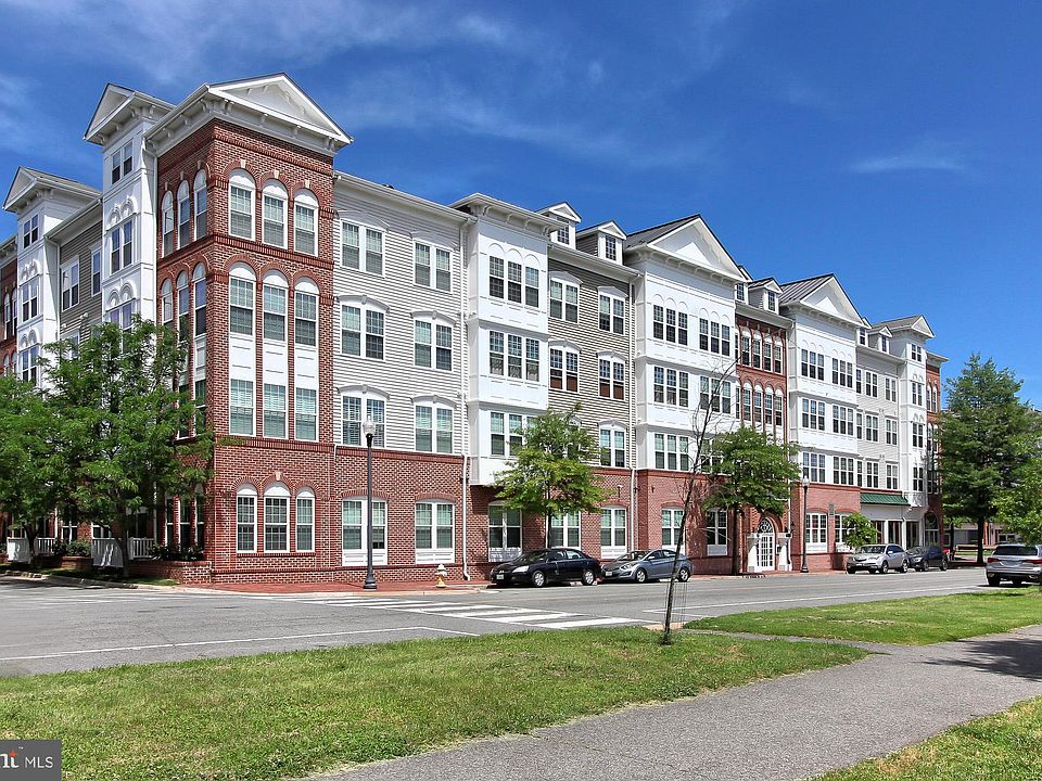 1st image of 191 Somervelle St APT 303