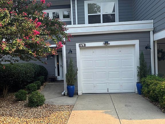 2nd image of 171 Farriers Ln APT D