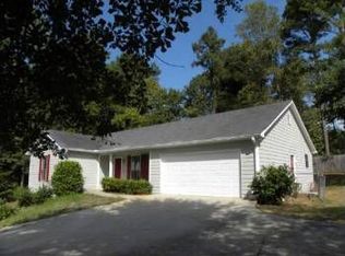 5107 Hopewell Dr, Stone Mountain, GA 30087