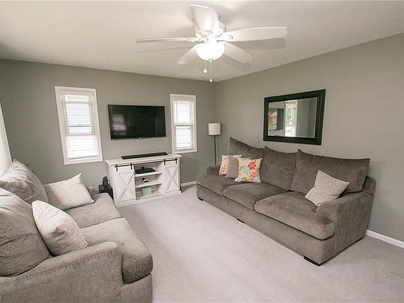 5th image of 12148 Meadowbrook Dr