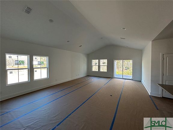 2nd image of 106 Kingswood Circle