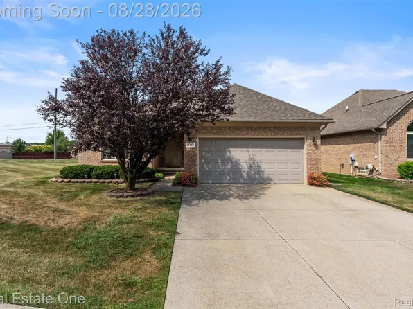 15455 Cucci Dr, Clinton Township, MI 48038