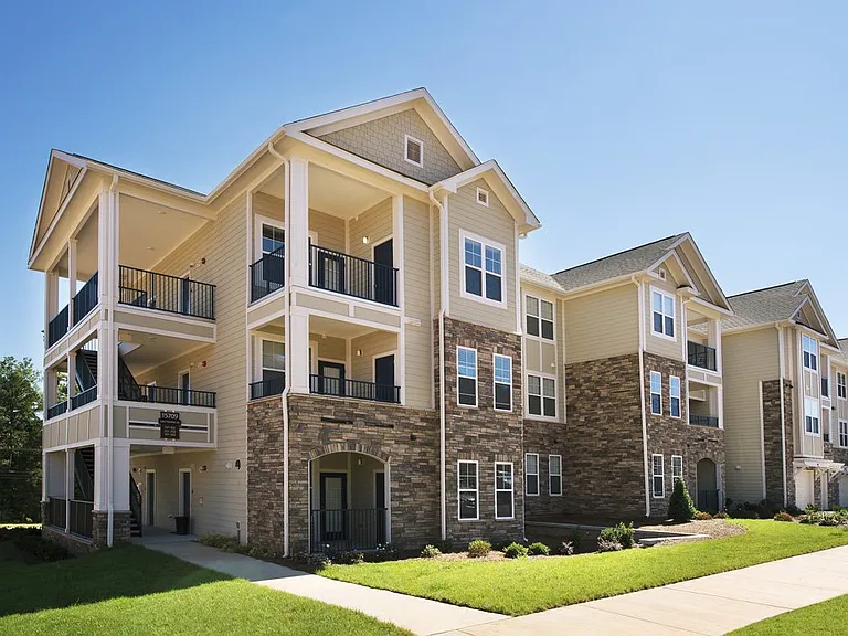 Legacy 521 Apartments — Photo 27