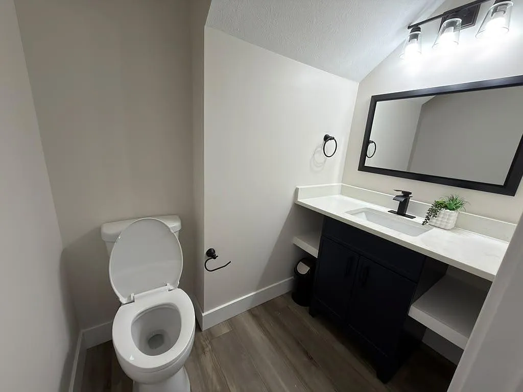 4 bed, 2.5 bath, 1942 sqft, $1,269 — Photo 4