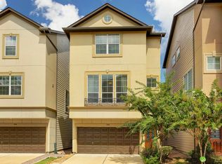 872 Fisher St, Houston, TX 77018