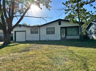 3045 S Vine St, Wichita, KS 67217