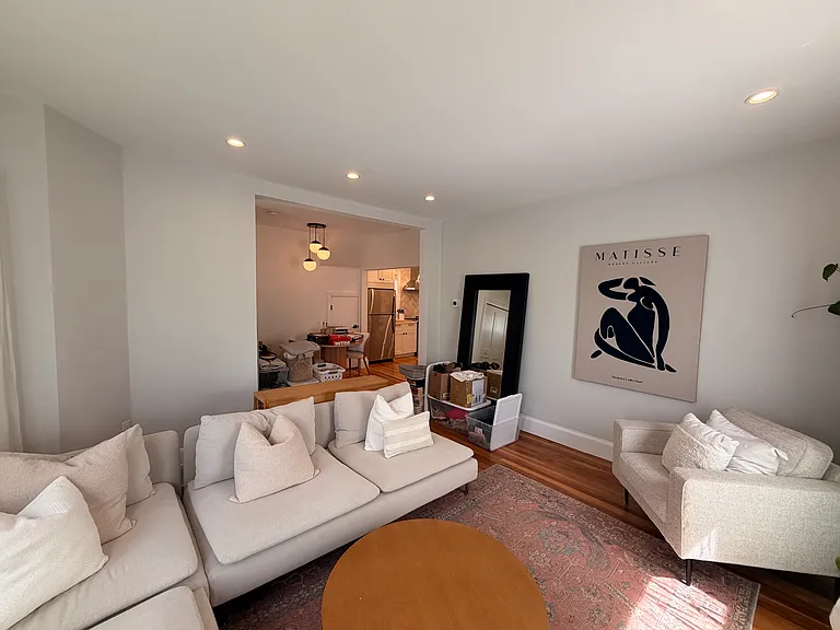 55 Lowell St — Photo 3