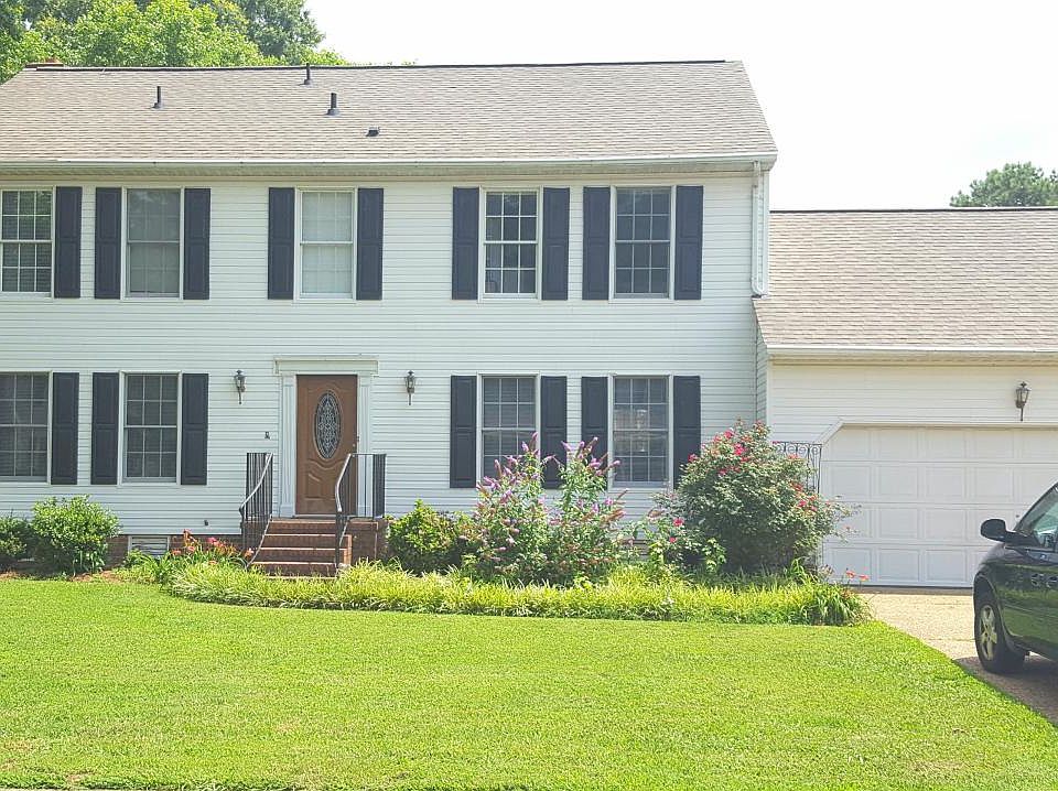 1st image of 412 Harborview Ln