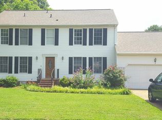 412 Harborview Ln, Newport News, VA 23602