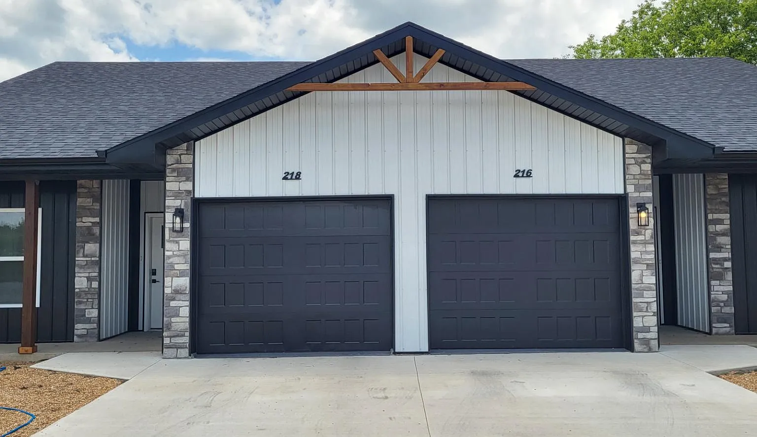 36 North Swan - 218 — Photo 1