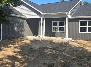 106 Taylor Ln, Thomson, IL 61285