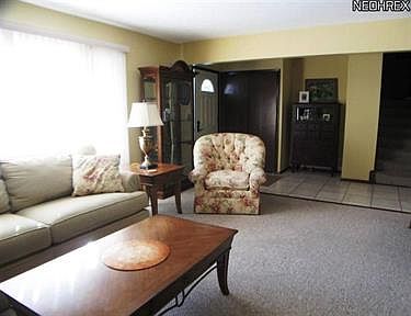 5th image of 23492 Cedarwood Ln