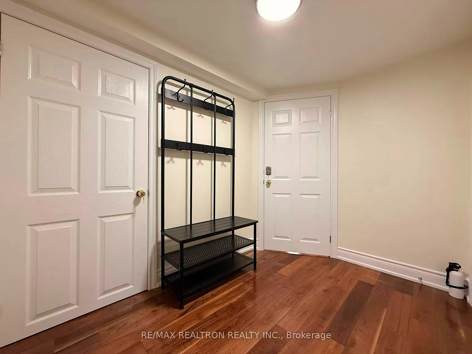 4 bed, $1,850 — Photo 3