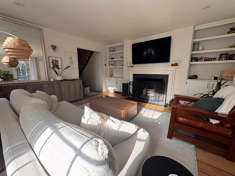 65 Pinckney St #3 — Photo 5