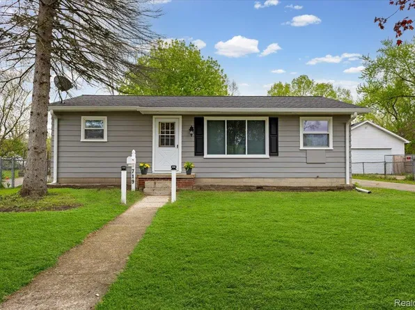 719 Hartner Dr, Holly, MI 48442