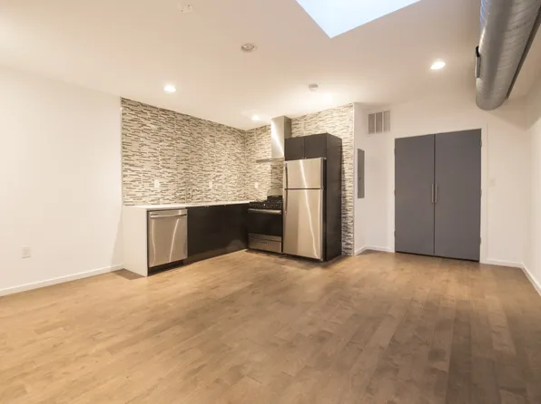 1211 N 5th St, Philadelphia, PA