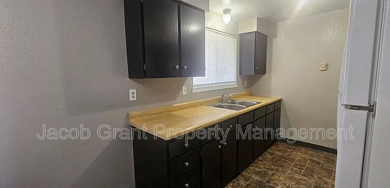 5023 E Walker Ave #A — Photo 8