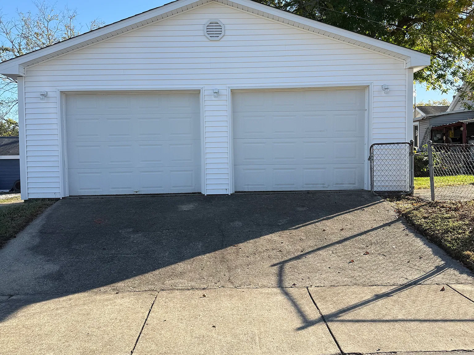 2 bed, 832 sqft, $1,100 — Photo 1