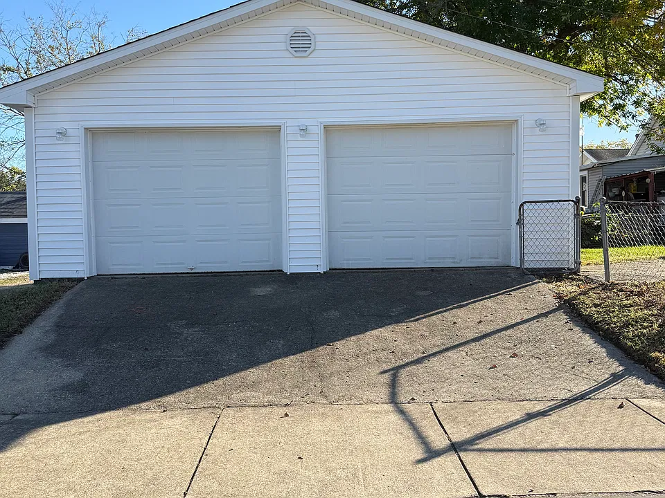 602 Dunn Ave