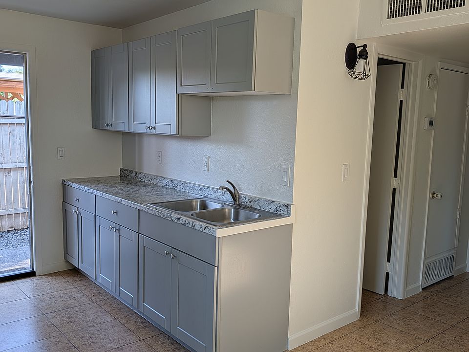1st image of 6728 N 62nd Ave APT 4