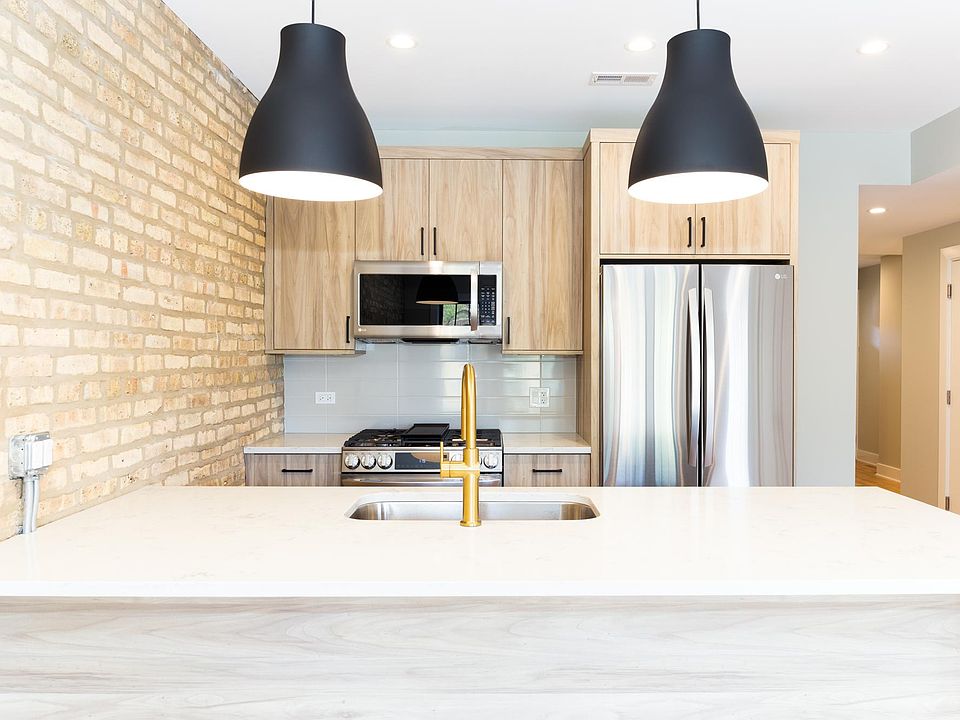 1st image of 2537.5 N Campbell Ave #2