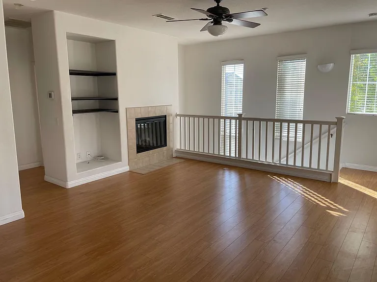 13345 Calle Del Campo #1 — Photo 3