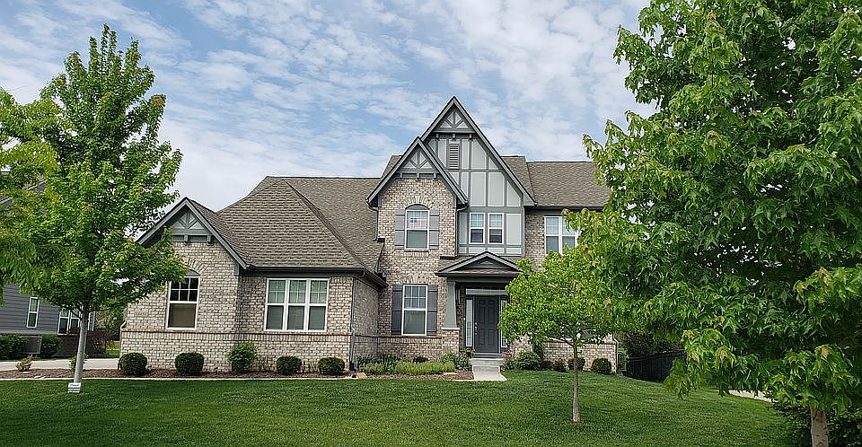 1st image of 18651 Fairway Dr