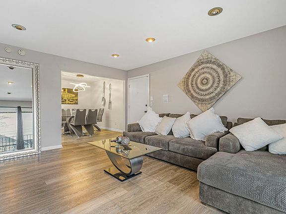 5th image of 245 Mill Rd APT 9C