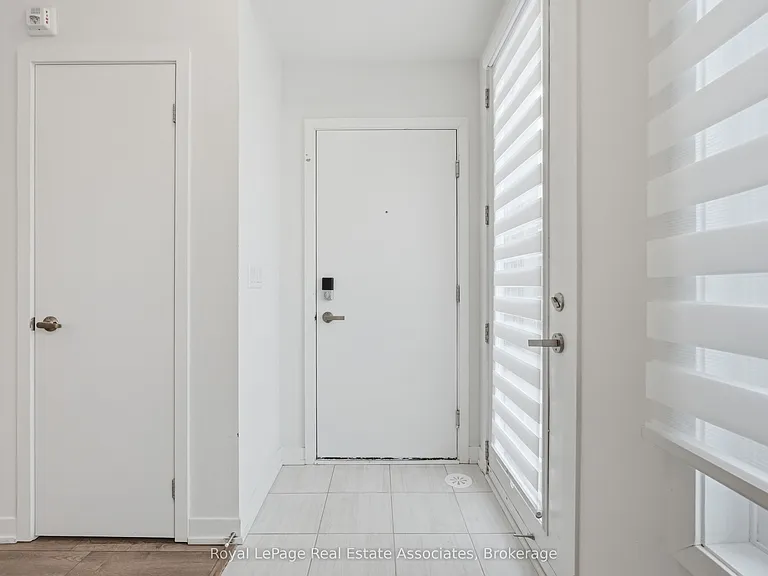 3425 Ridgeway Dr #10 — Photo 34