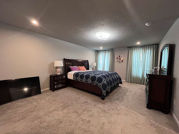 4th image of 7157 Hopkinton Dr