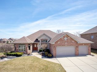 21585 Skyway Dr, Mokena, IL 60448