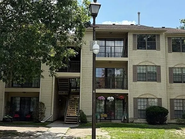 121 Sussex Pl, Galloway, NJ 08205