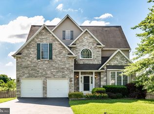 853 Wellesley Ct, Hampstead, MD 21074