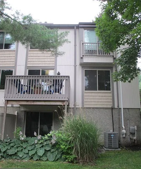 35 Eastford Ct #35 — Photo 1
