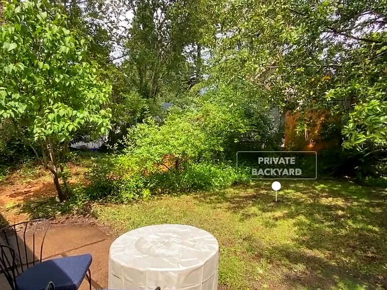 2075 Harris St — Photo 17