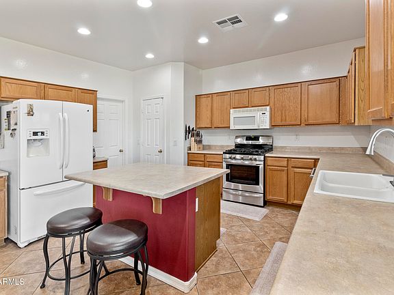 4th image of 17423 W CARMEN Drive